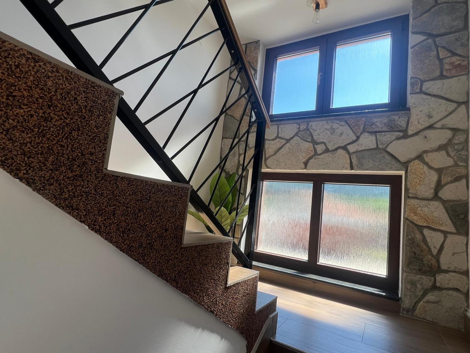 Zen Den Apartments Otočac Dış mekan fotoğraf